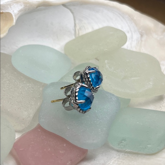 David Yurman Chatelaine Earrings in Blue Topaz - Picture 7 of 8